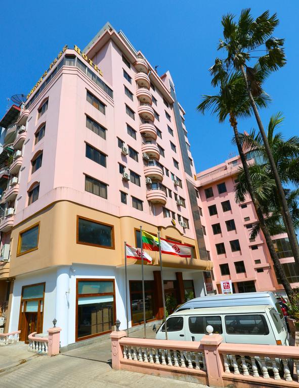 Queen'S Park Hotel Yangon Exterior photo